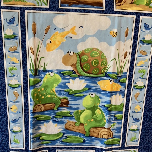 “PAUL & SHELDON” CRIB BLANKET AWESOME COLORS OF TURTLES FROGS AND FISH. BRANDNEW - Picture 2 of 10